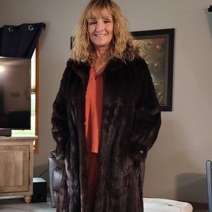 3/4 LENGTH MINK COAT